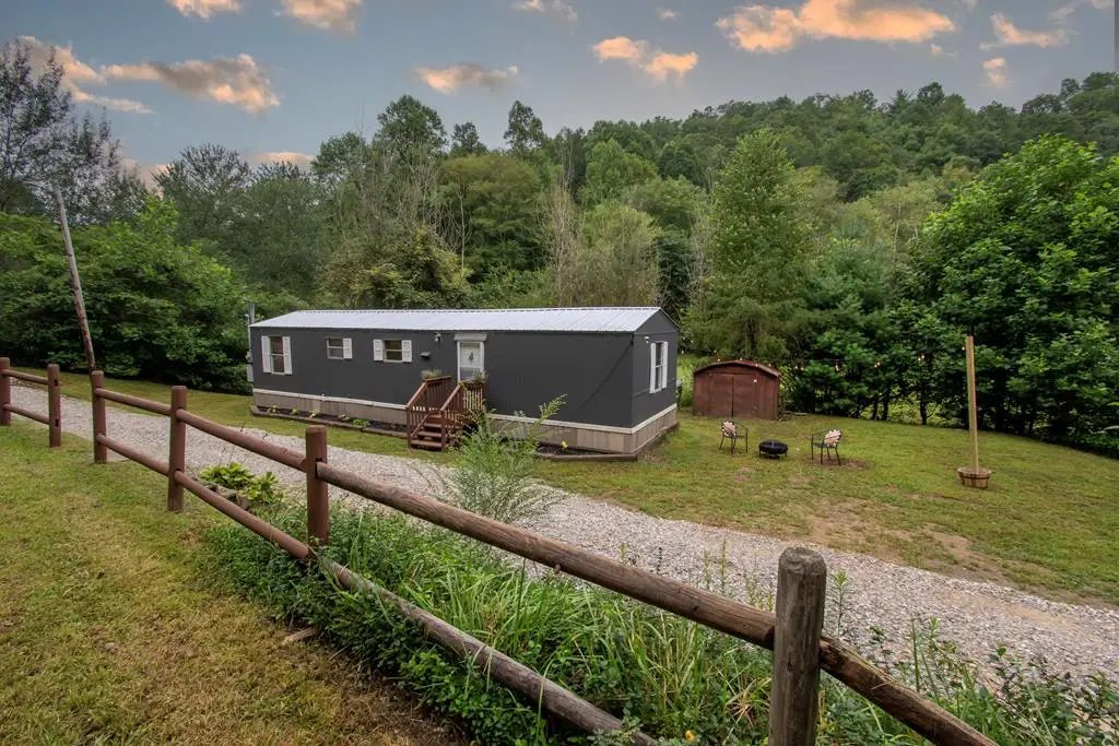 580 Atoah Circle, Robbinsville, NC 28771 - #1