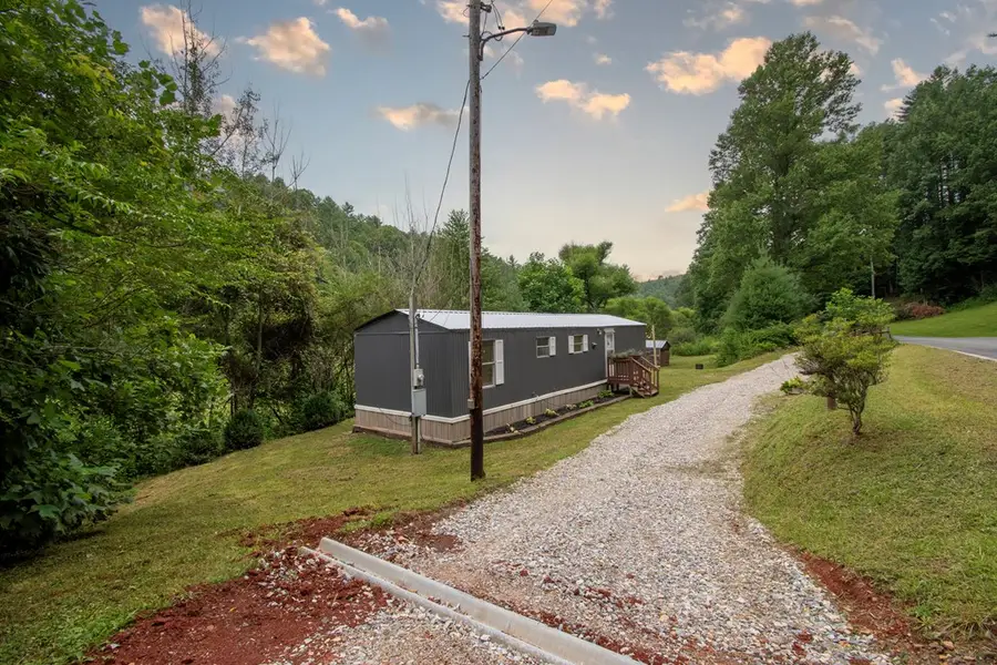 580 Atoah Circle, Robbinsville, NC 28771 - #3