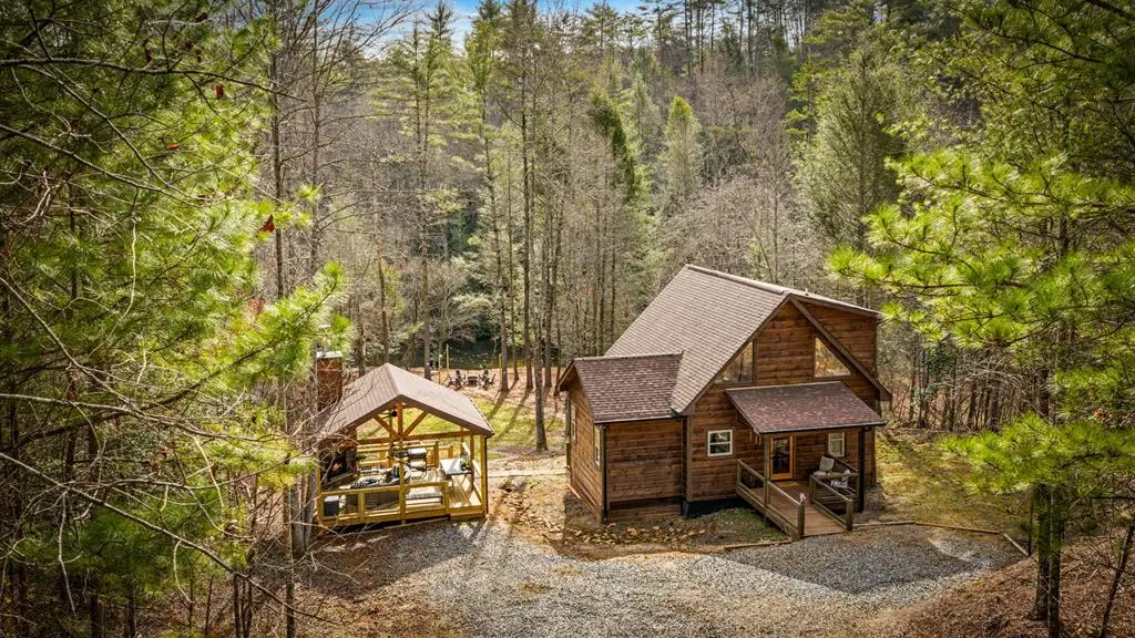 531 Old Gravel Road, McCaysville, GA 30555 - Image #1