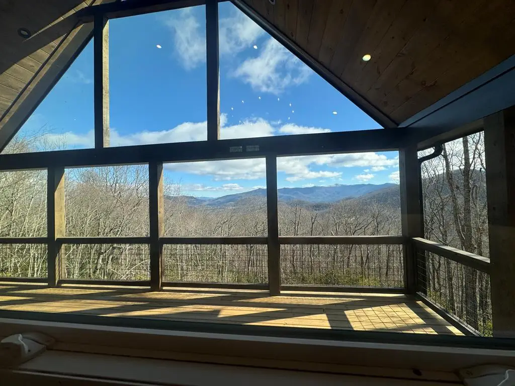 579 Overlook Loop, Young Harris, GA 30582 - Image #1