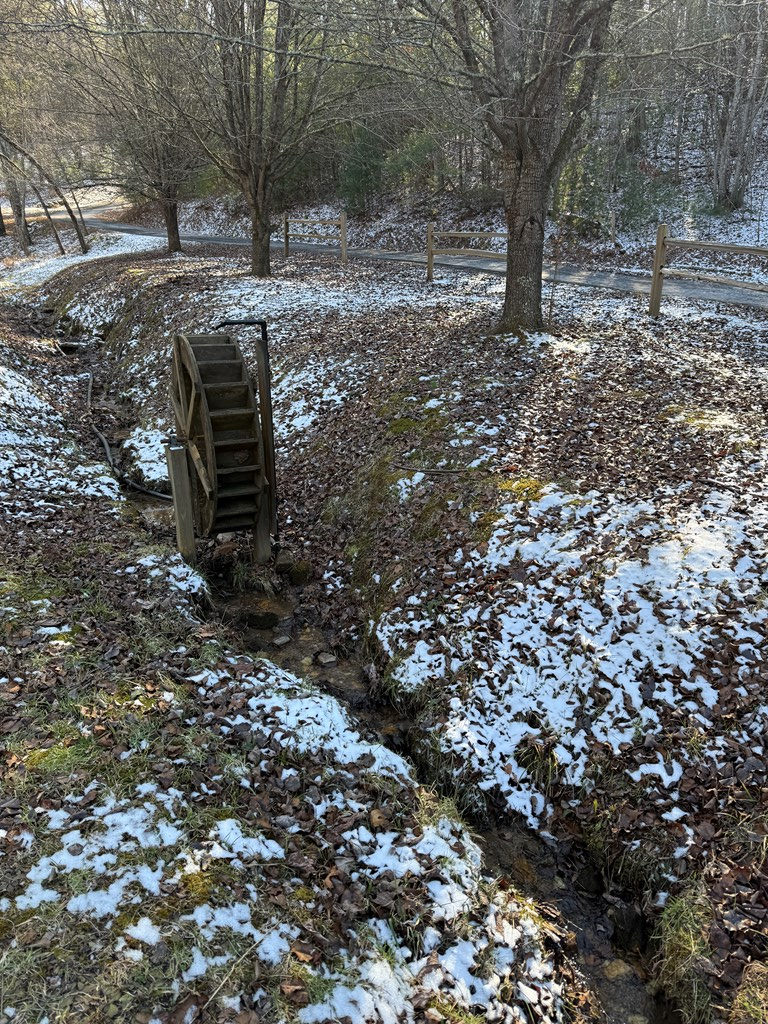 00 Confederate, Murphy, NC 28906 - Image #3