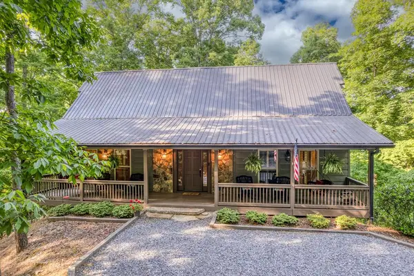 276 Citrine Court, Ellijay, GA 30540