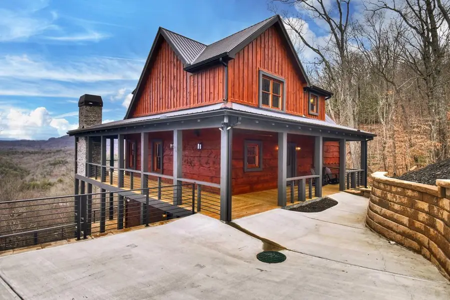 395 Pontoosuc Drive, Mineral Bluff, GA 30559 - #2