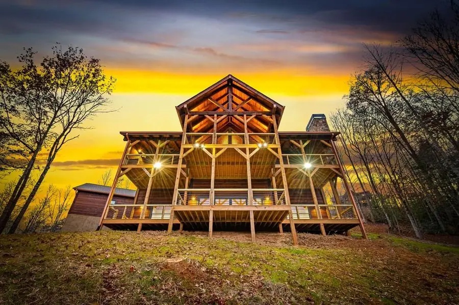 290 Weaver Creek Overlook, Blue Ridge, GA 30513 - #2