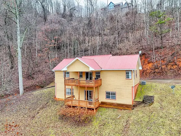 162 Eagles View Valley, Hayesville, NC 28904