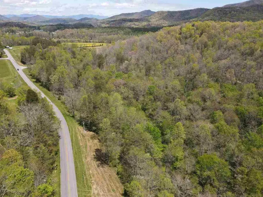 513 Trackrock Gap Road, Blairsville, GA 30512 - #2