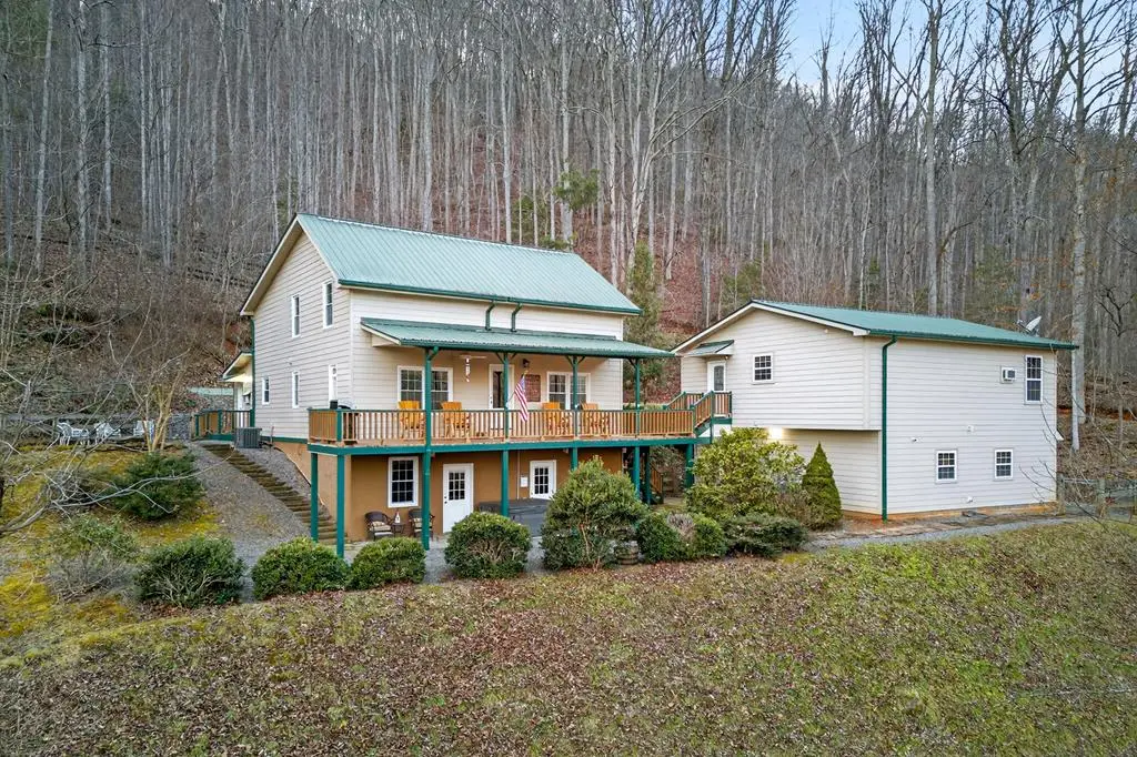 317 Collins Creek Road, Hiawassee, GA 30546 - #1