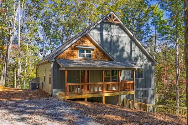 916 Medina Court, Ellijay, GA 30540