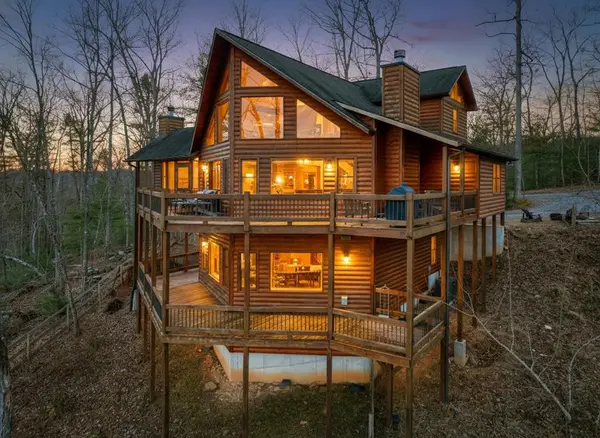 300 Bell Camp Ridge Rd, Blue Ridge, GA 30513