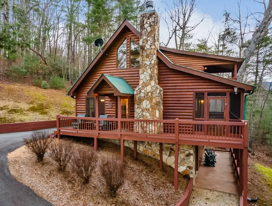 131 Toccoa Overlook Lane, Blue Ridge, GA 30513 - #2