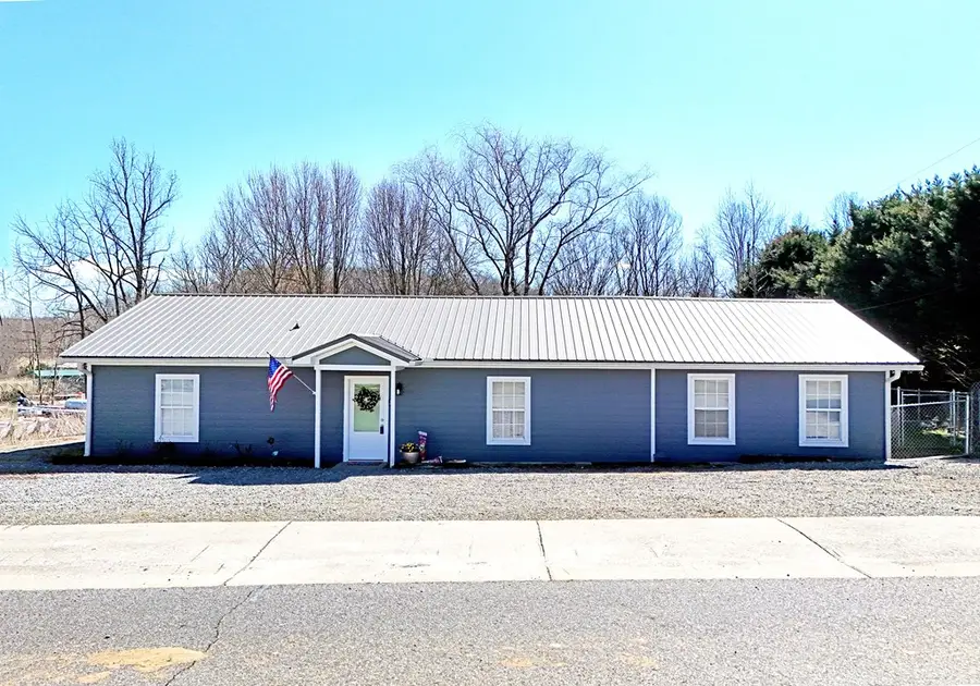 91 Hickory Street, Hayesville, NC 28904 - #2