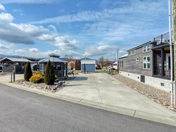 310 Mountain Creek Road, Blairsville, GA 30512