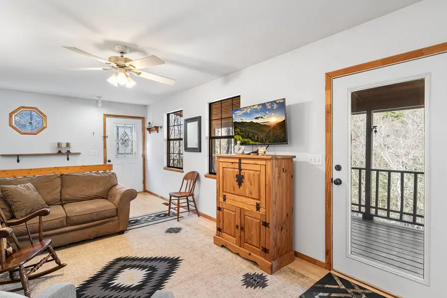 608 Hilltop Lane, Murphy, NC 28906 - #2