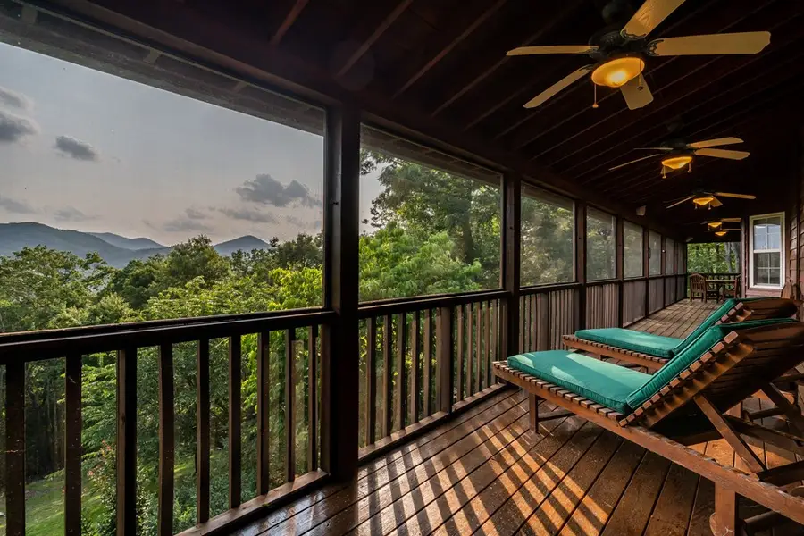 349 Moon Shadow View N, Blairsville, GA 30512 - #2