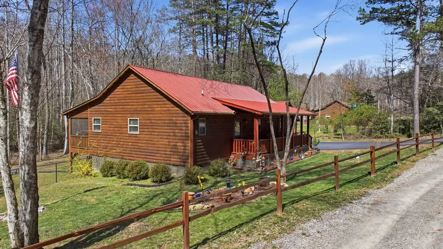 305 Woodcrest Drive, Murphy, NC 28906 - #2