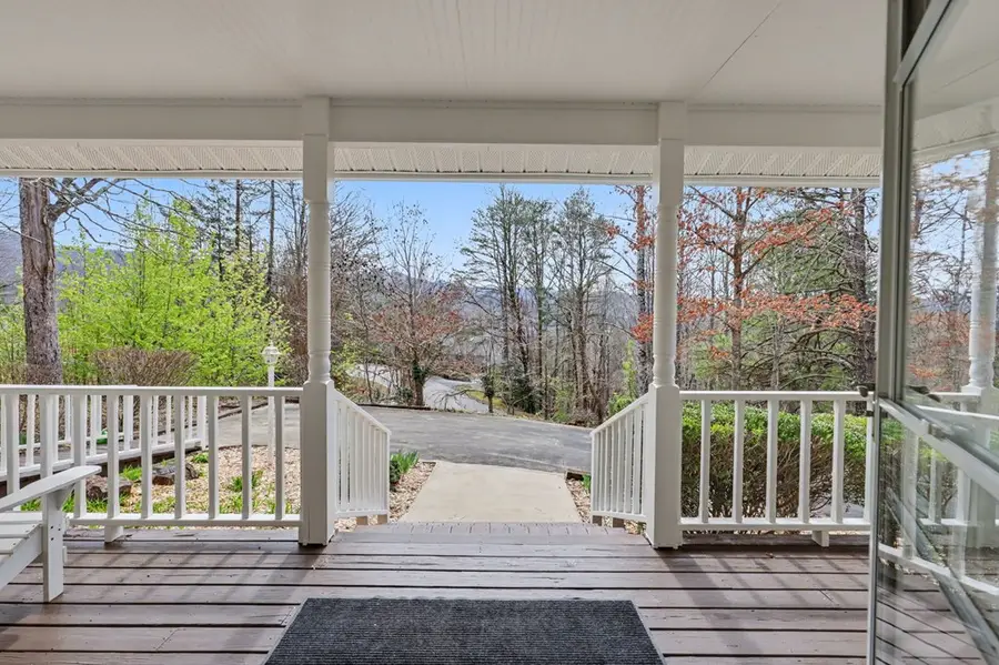 962 Ashley Lane, Young Harris, GA 30582 - #3