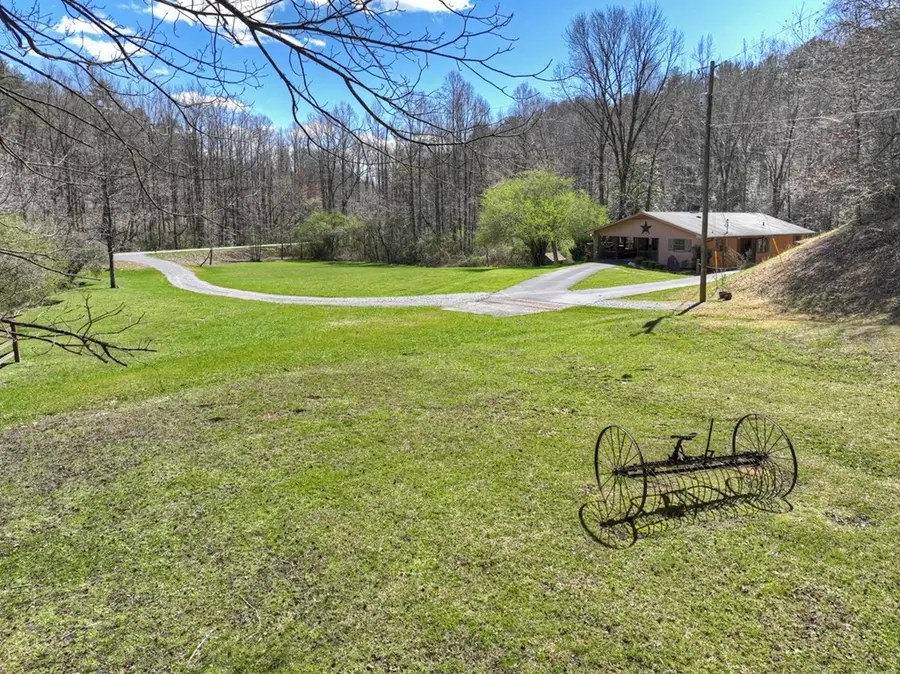 3693 Boardtown Road, Ellijay, GA 30540 - #3