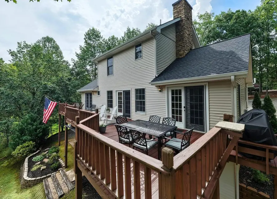 176 Madison Avenue, Blairsville, GA 30512 - #3