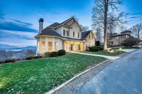 1436 Harris Ridge Drive, Young Harris, GA 30582