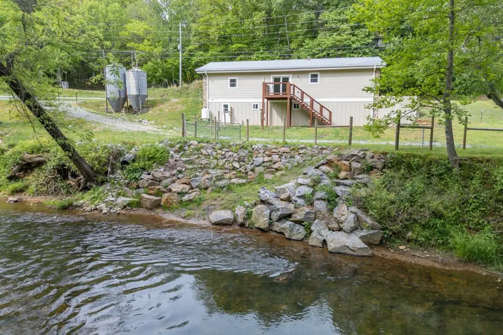 4494 Gainesville Hwy, Blairsville, GA 30512 - #1