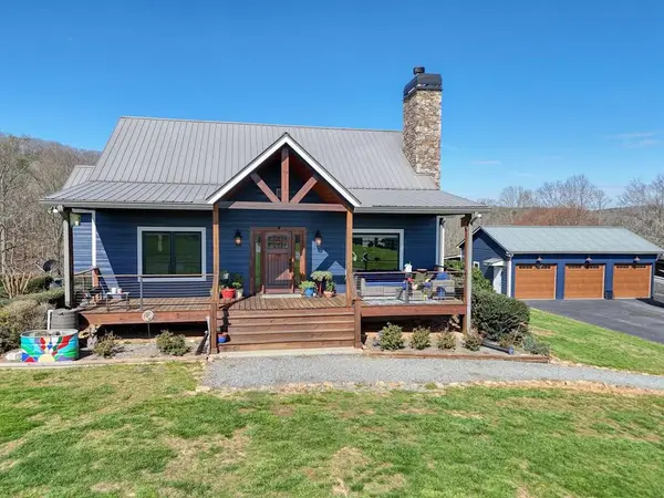 296 Flowers Drive, Blairsville, GA 30512