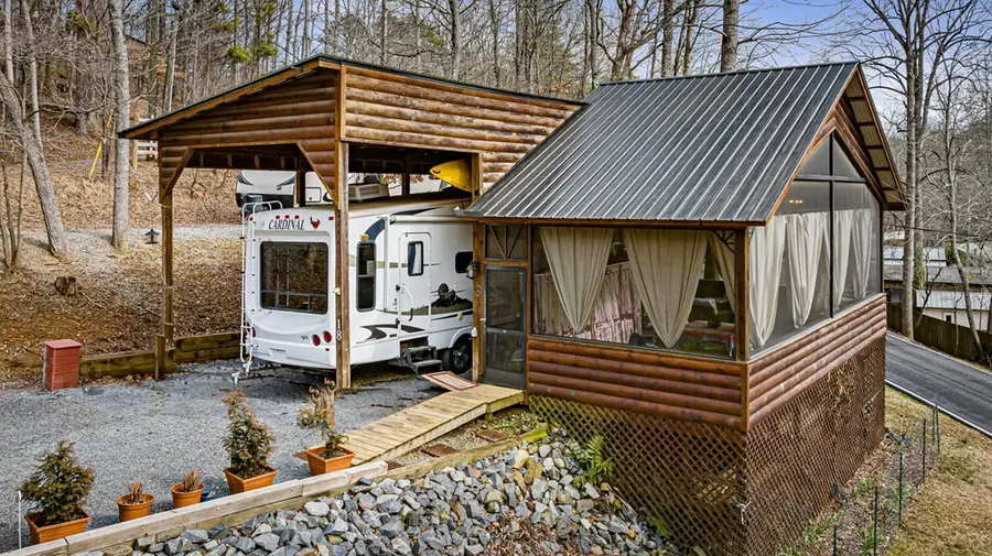 18 Second Street, Ellijay, GA 30540 - #2