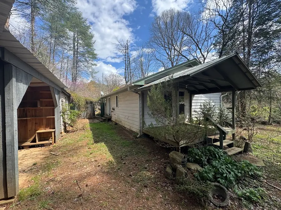 671 Greasy Creek Road, Brasstown, NC 28902 - #3
