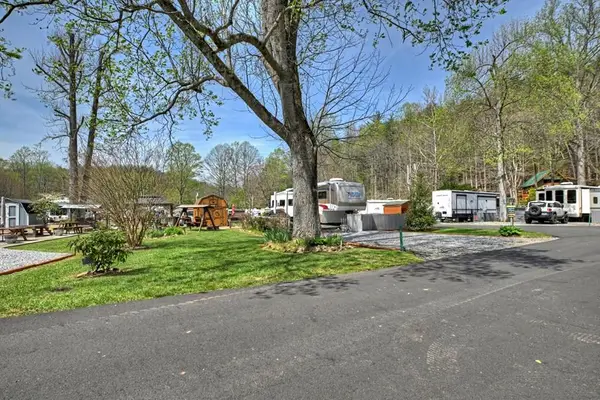 101/113 Twin Creeks Road, Blairsville, GA 30512