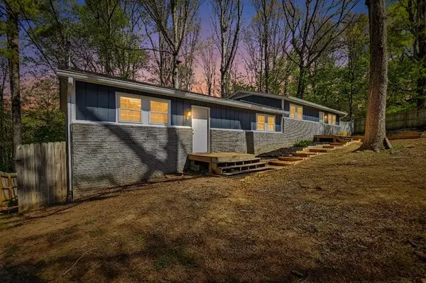 764 Hood Road, Talking Rock, GA 30175