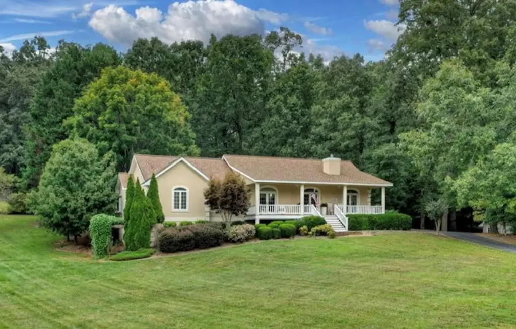 174 Oak Lane, Blairsville, GA 30512 - #1