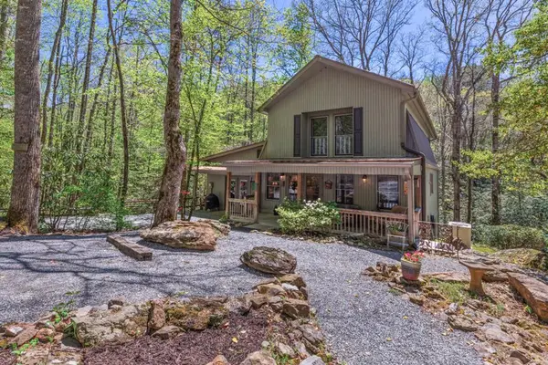 7904 Mr. Bert Road, Hiawassee, GA 30546