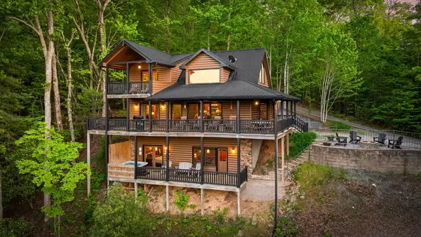 607 Rhonda Lane, Mineral Bluff, GA 30559