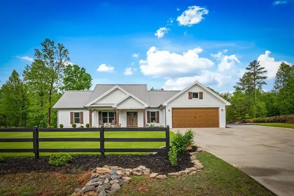704 Town Creek Church Road, Talking Rock, GA 30175