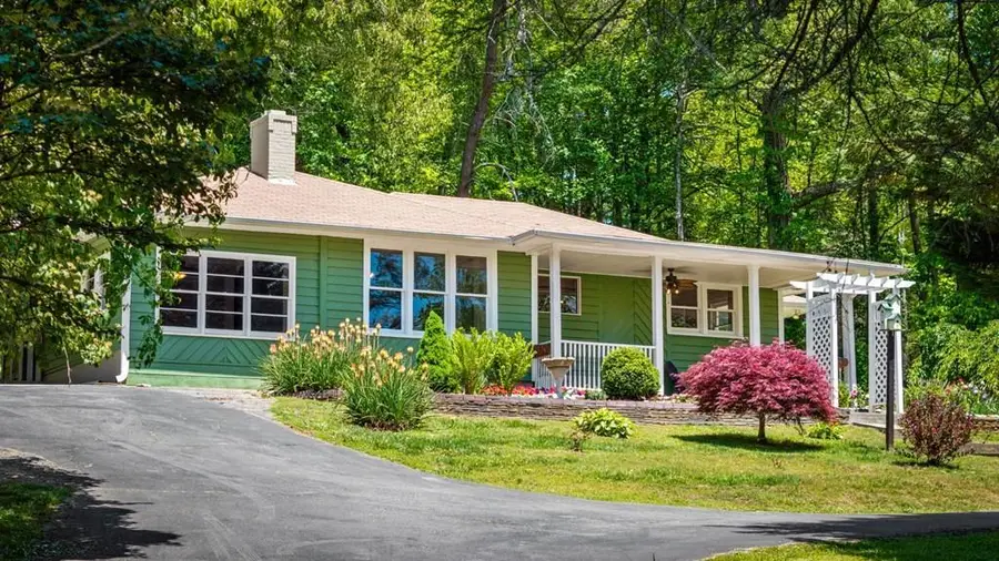 1211 Scenic Drive, Blue Ridge, GA 30513 - #2