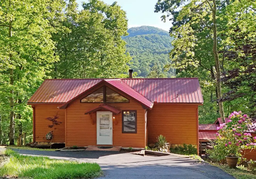 19 Howard Street, Blairsville, GA 30512 - #1