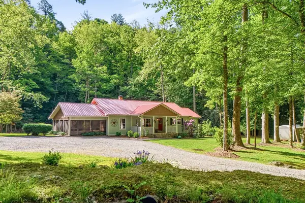 504 Compass Creek Drive, Hayesville, NC 28904