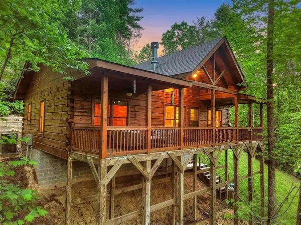 120 Christopher Drive, Ellijay, GA 30540