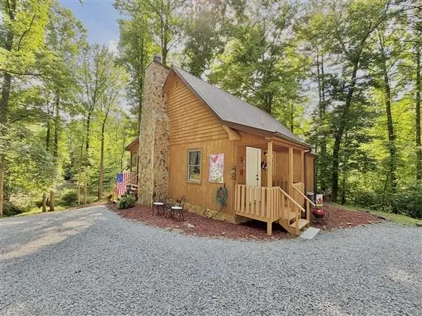 238 Trails End Road, Blue Ridge, GA 30513