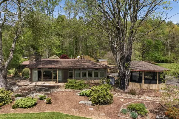 6203 Airport Road, Andrews, NC 28901
