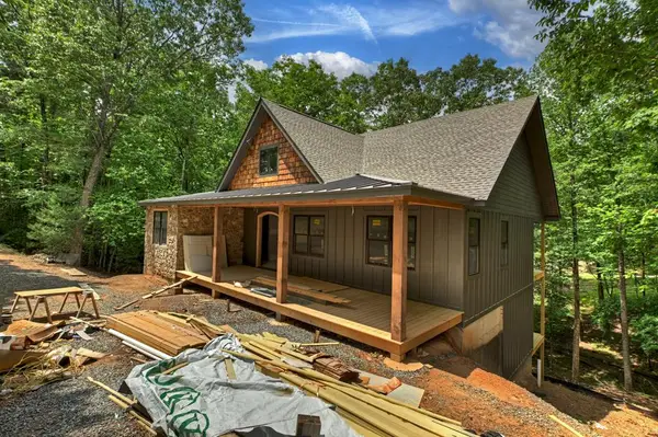 514 Shenendoa Dr., Ellijay, GA 30540
