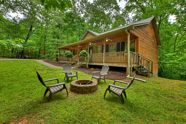 161 Foxhound Court, Ellijay, GA 30540
