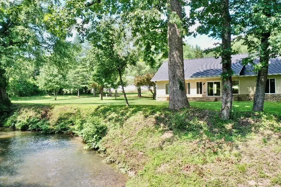 6389 Old Hwy 64 W, Warne, NC 28909 - #2