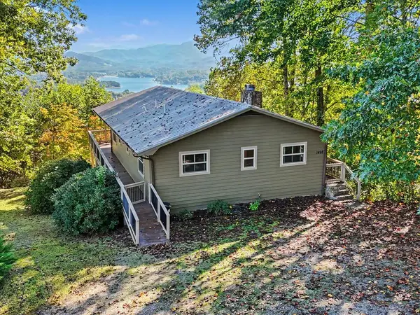 1498 Harris Ridge Road, Young Harris, GA 30582