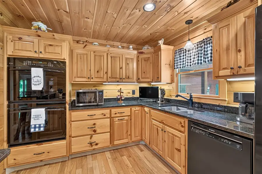 408 Mountain Creek Way, Ellijay, GA 30536 - #2