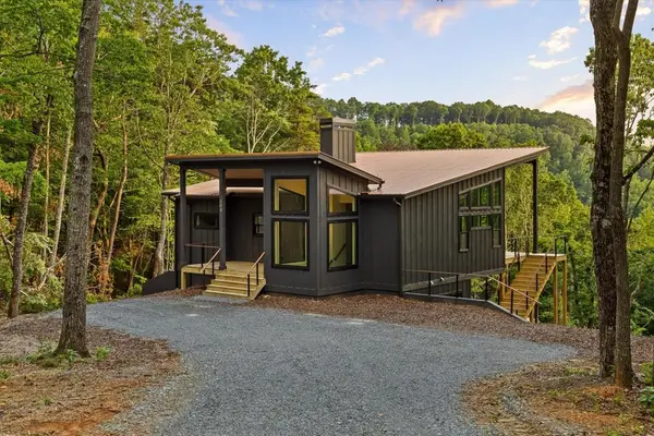 308 Shagbark Court, Talking Rock, GA 30175