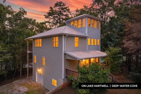 27 Classic Drive, Hartwell, GA 30643