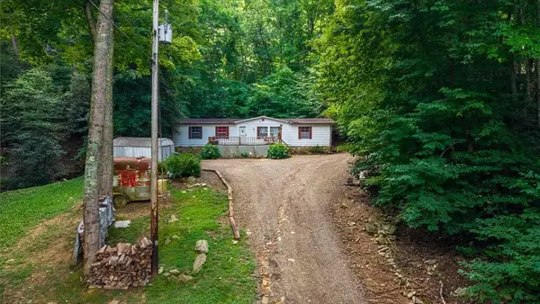 476 Claude Rogers Road, Marble, NC 28905