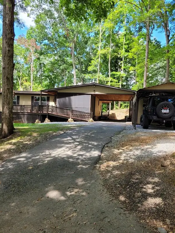 5 Pope Cove Trail, Hayesville, NC 28904