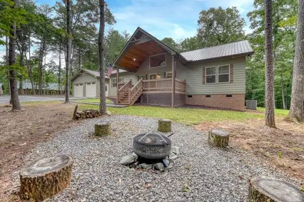 134 Camp Creek View, Blairsville, GA 30512