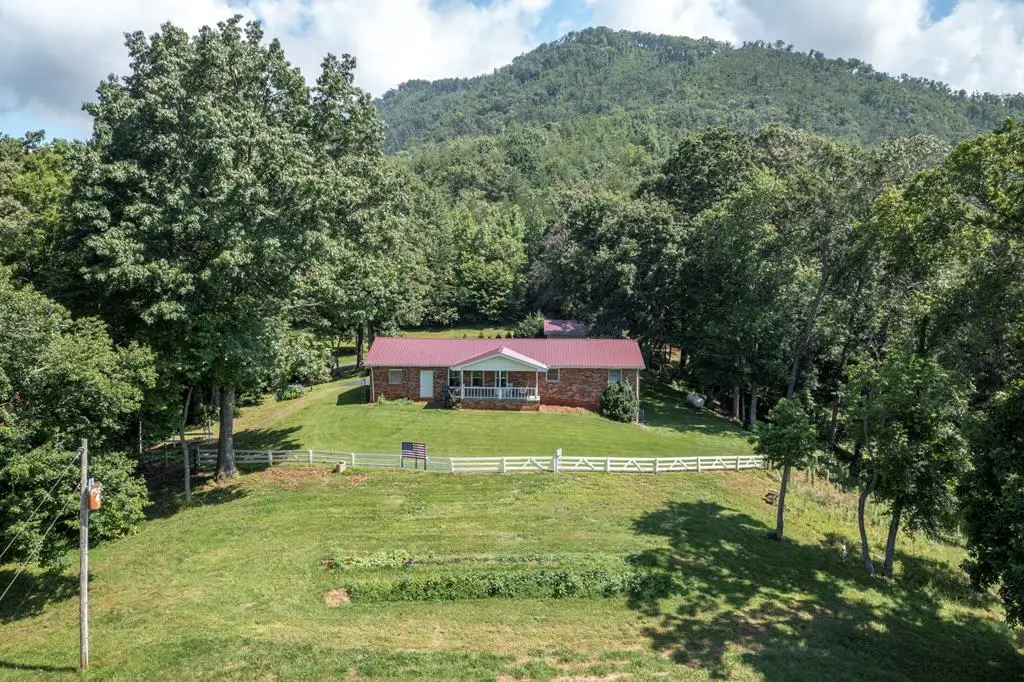 16 Lois Lane, Hayesville, NC 28904 - #1